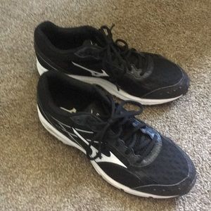 Mizuno running sneakers